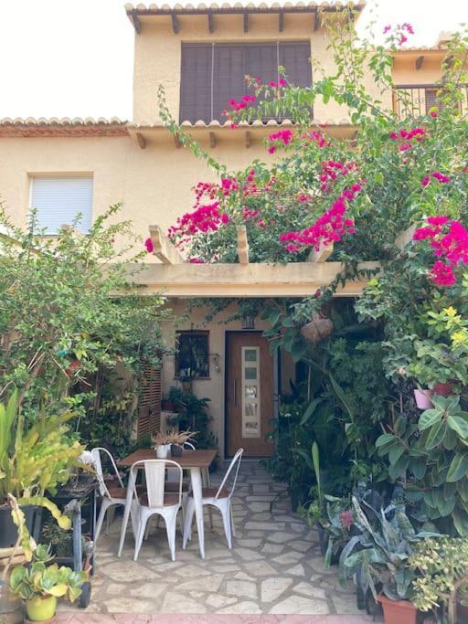 Adosado En Denia Con Gran Jardin Villa Eksteriør bilde
