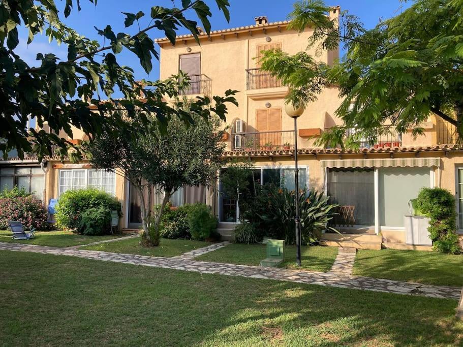 Adosado En Denia Con Gran Jardin Villa Eksteriør bilde